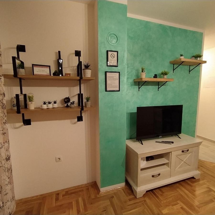 Daniris Apartman Novi Sad Exterior foto